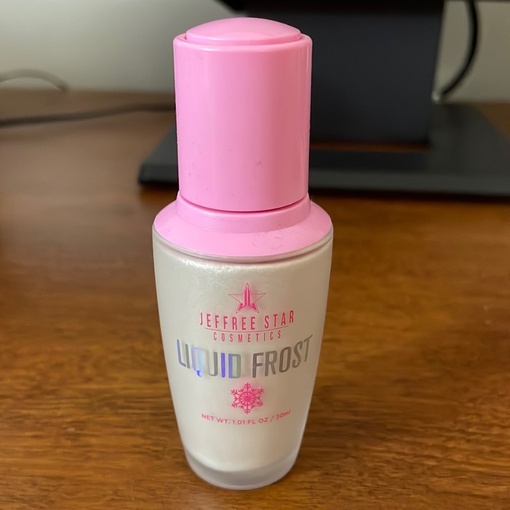 Jeffree Star Liquid Frost “Frostbite”